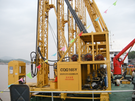 CQG165船用钻机